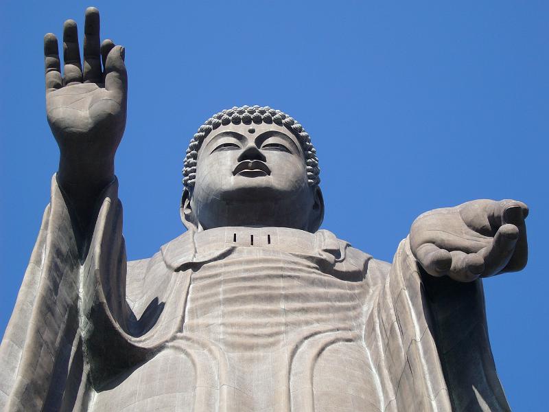 foto_20071119_1211_02.jpg - [de]Eindrucksvoller Blick hinauf zu Buddha.[en]Impressive view up to Buddha.